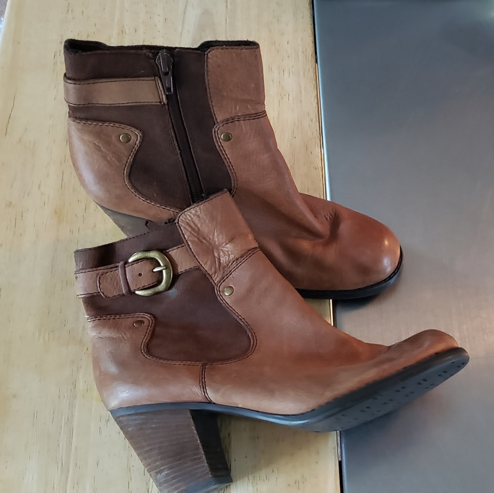 Naturalizer Ankle Boots
